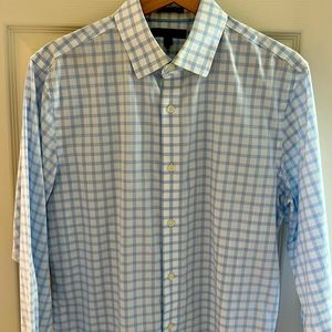 Men’s Banana Republic button down dress shirt